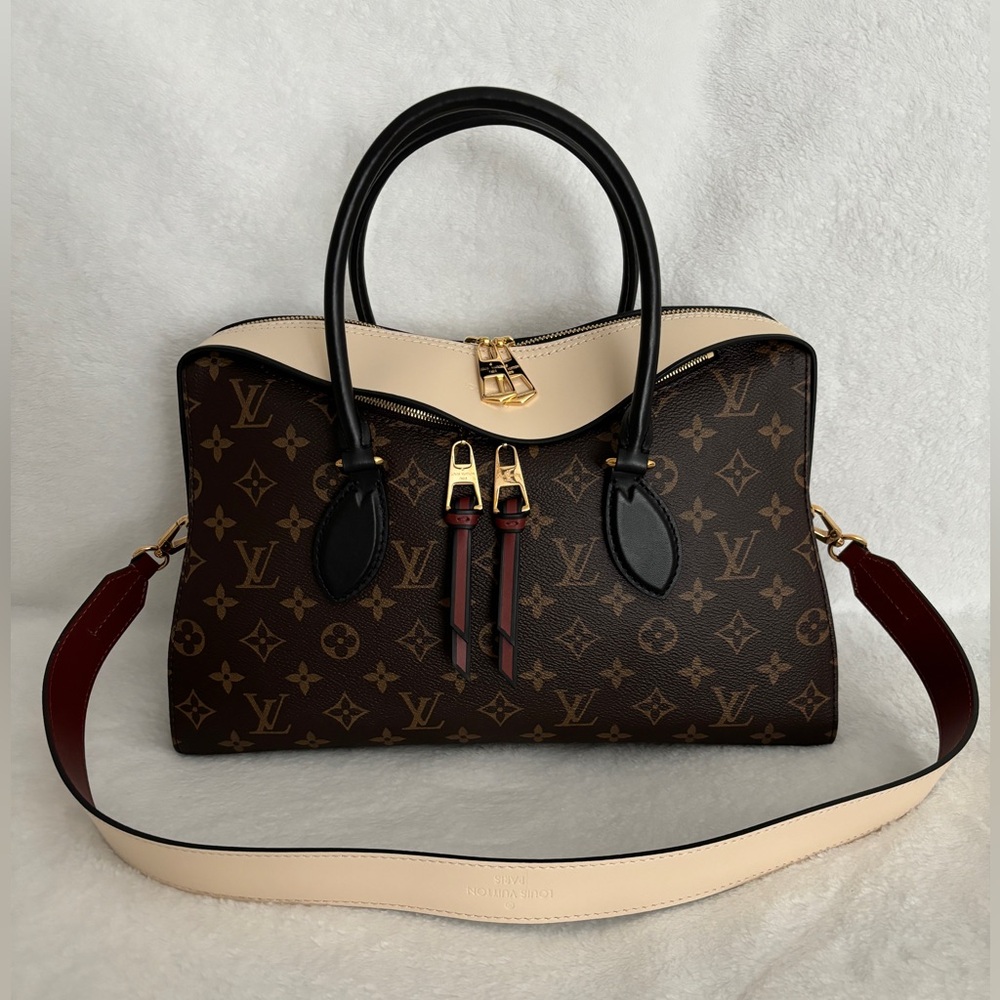LOUIS VUITTON Monogram Tuileries Creme, NWOT